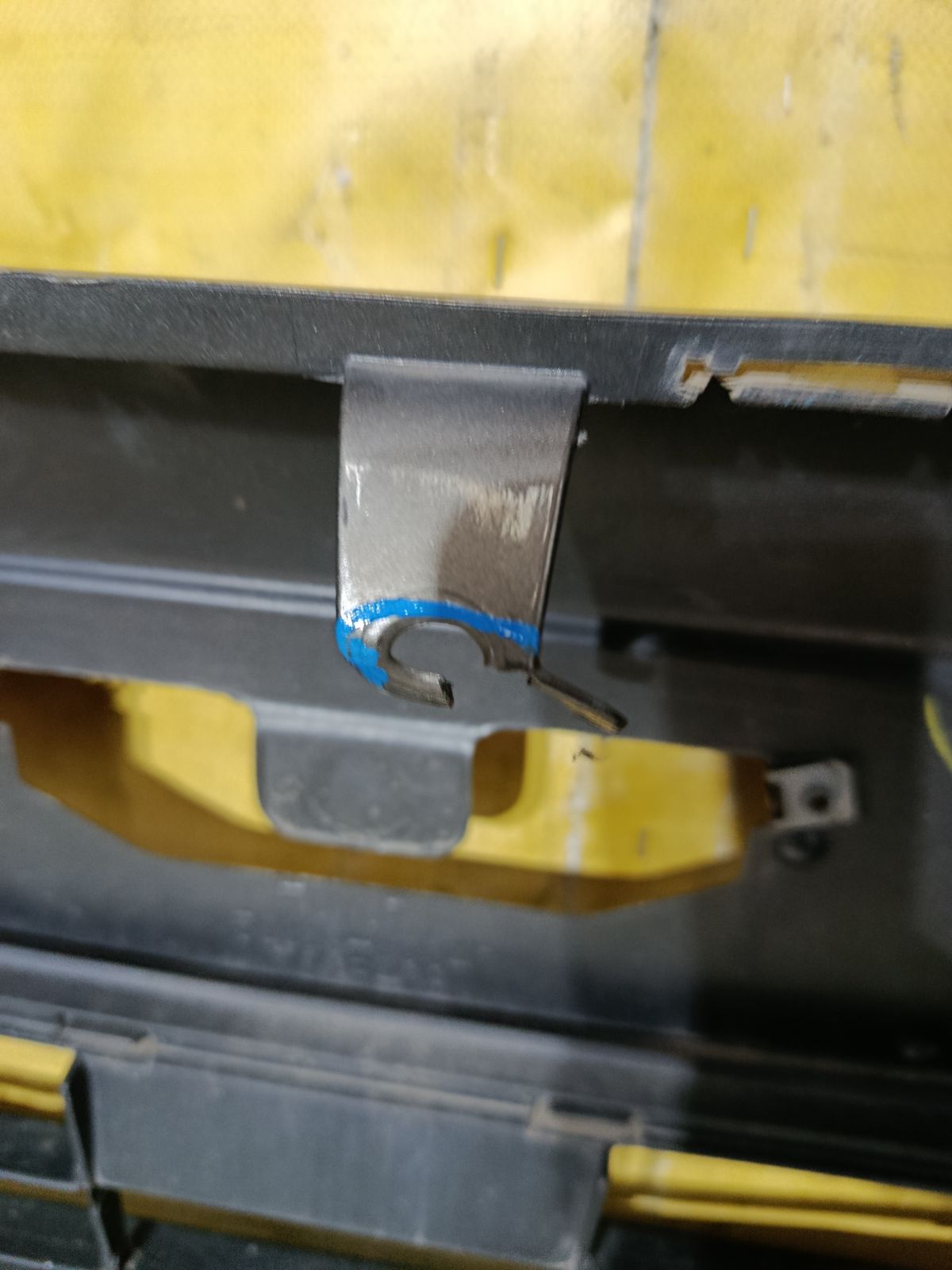 Бампер 52119-13540 на Toyota Corolla Fielder NZE144G Фото 10