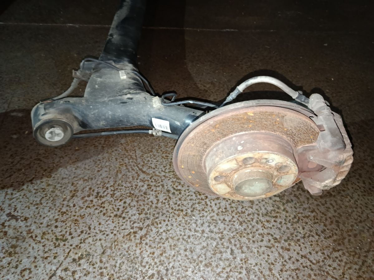 Балка подвески на Skoda Fabia 5J CBZB Фото 7