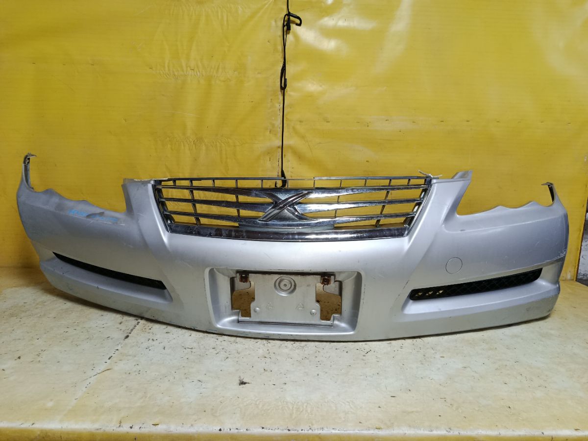 Бампер 52119-22A00 на Toyota Mark X GRX120 Фото 1