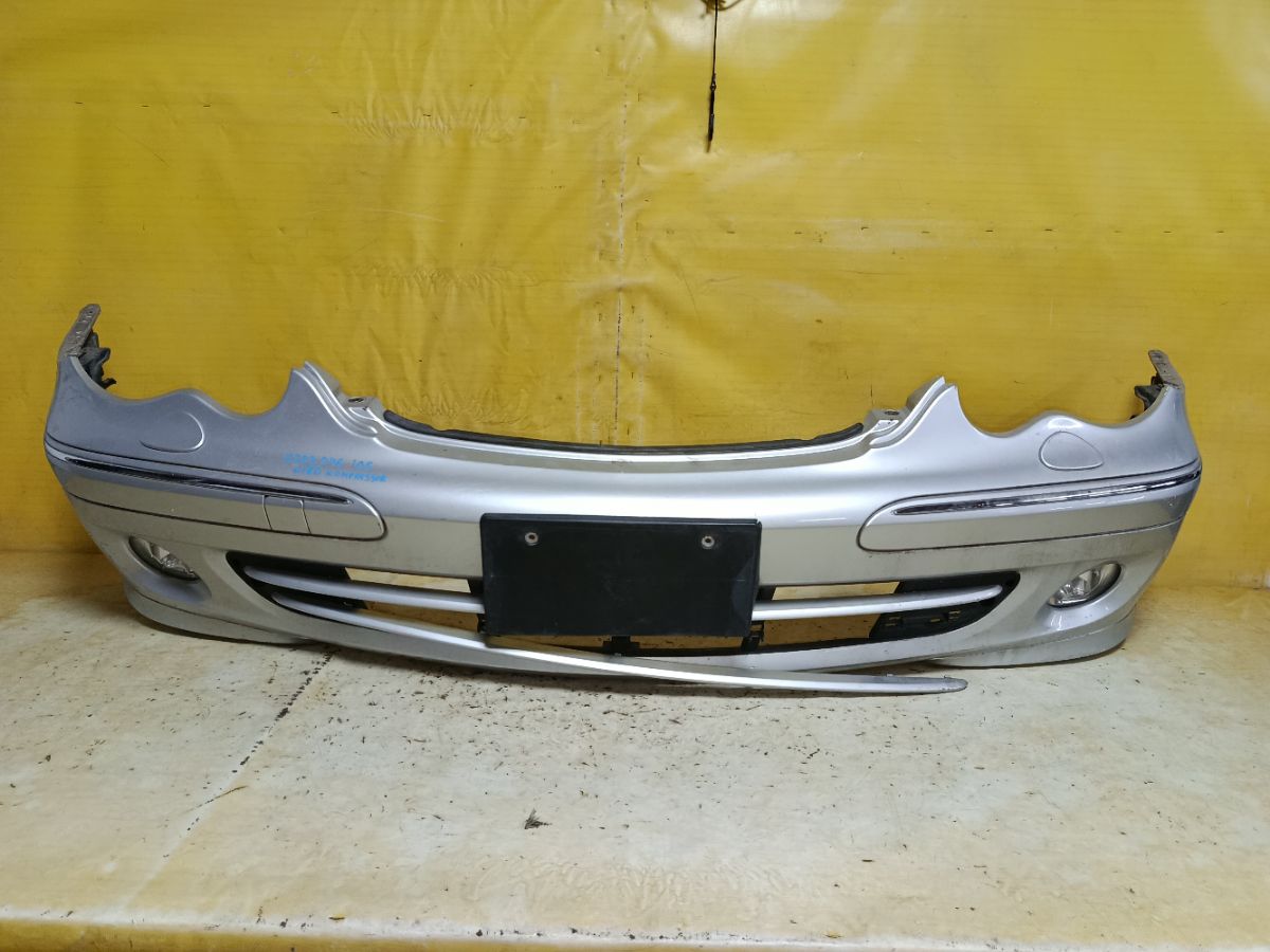 Бампер на Mercedes-Benz C-Class Station Wagon S203.246 Фото 1