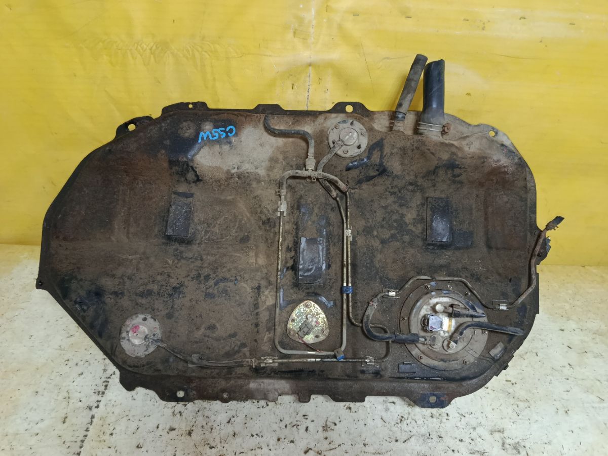 Бак топливный на Mitsubishi Lancer Cedia Wagon CS5W 4G93 Фото 1