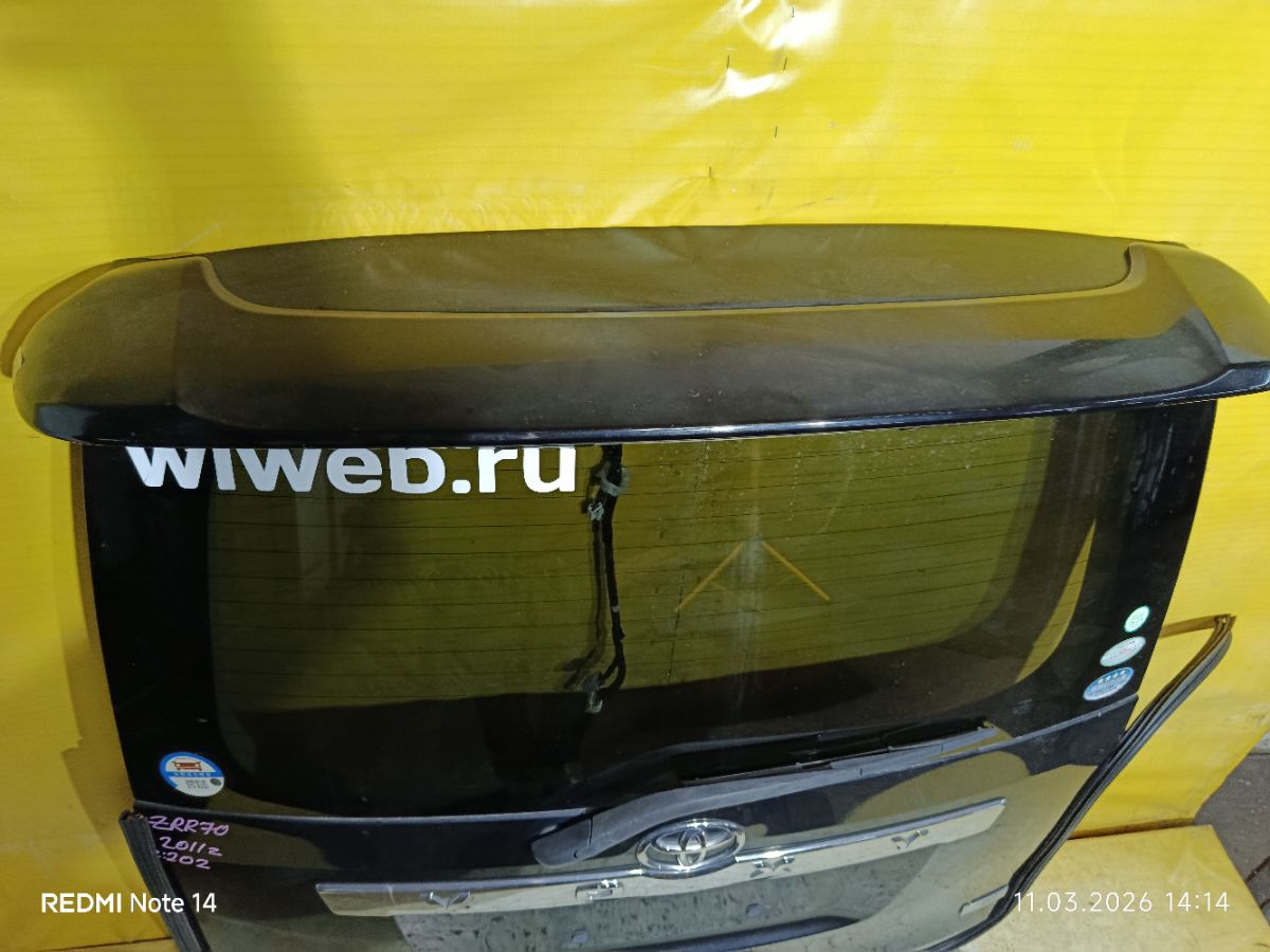 Дверь задняя на Toyota Voxy ZRR70G Фото 2