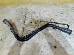 Заливная горловина топливного бака на Honda Cr-V RD5 K20A Фото 2