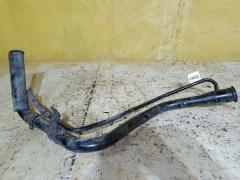 Заливная горловина топливного бака на Honda Cr-V RD5 K20A