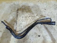 Заливная горловина топливного бака на Honda Cr-V RD5 K20A