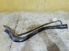 Заливная горловина топливного бака на Honda Cr-V RD5 K20A