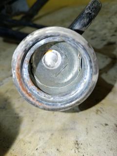 Заливная горловина топливного бака на Honda Cr-V RD5 K20A Фото 3