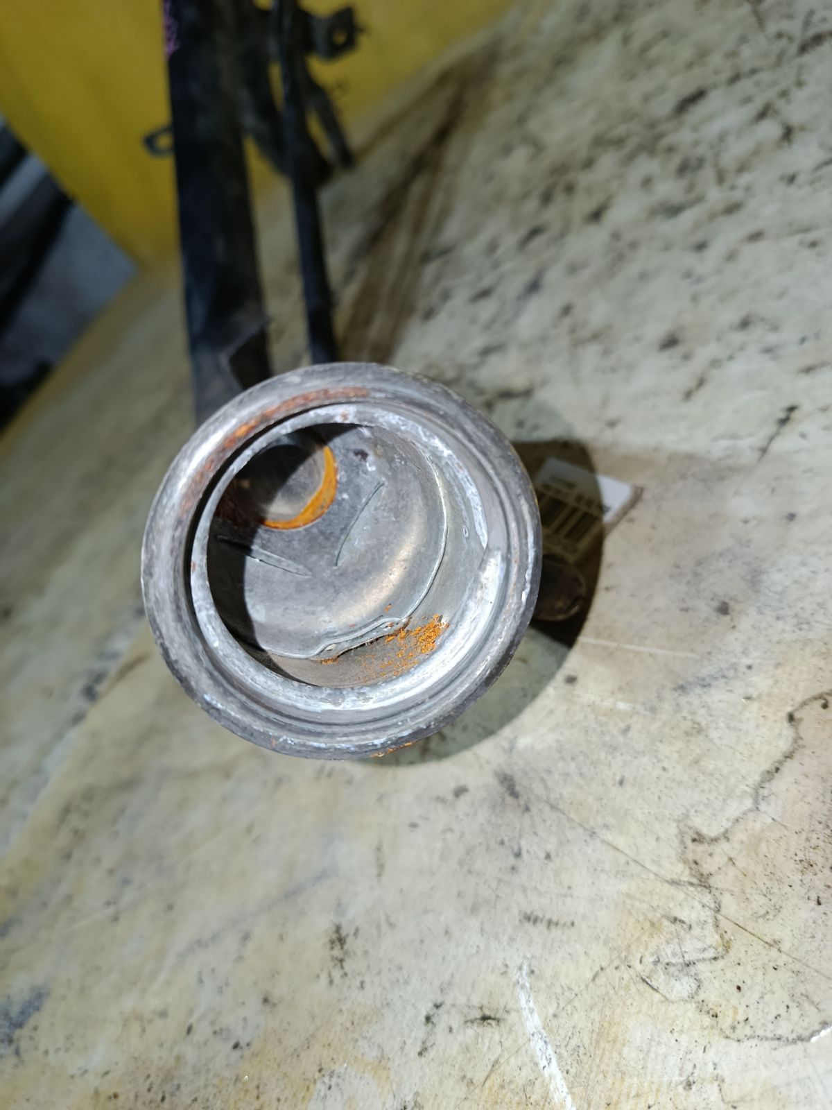 Заливная горловина топливного бака на Honda Cr-V RD5 K20A Фото 3