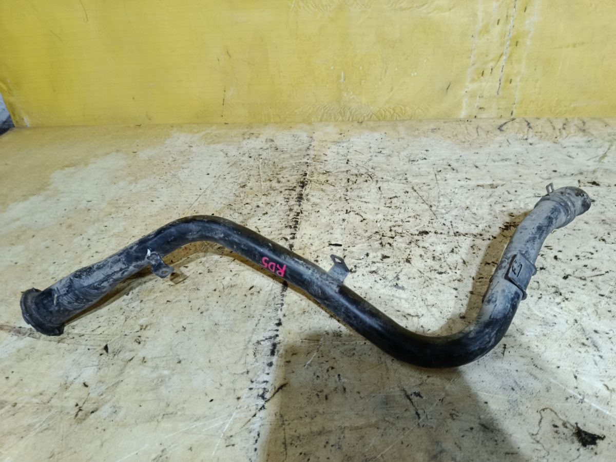 Заливная горловина топливного бака на Honda Cr-V RD5 K20A Фото 2