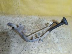 Заливная горловина топливного бака на Nissan X-Trail NT30 QR20DE Фото 2