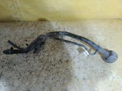 Заливная горловина топливного бака на Nissan X-Trail NT30 QR20DE