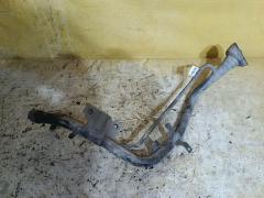 Заливная горловина топливного бака на Nissan X-Trail NT30 QR20DE Фото 3