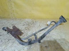 Заливная горловина топливного бака на Nissan X-Trail NT30 QR20DE