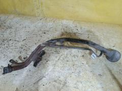 Заливная горловина топливного бака на Nissan X-Trail NT30 QR20DE Фото 2