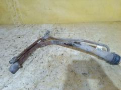 Заливная горловина топливного бака 77201-52050 на Toyota Vitz SCP10 1SZ-FE Фото 2