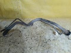 Заливная горловина топливного бака на Mitsubishi Chariot Grandis N84W 4G64 Фото 2