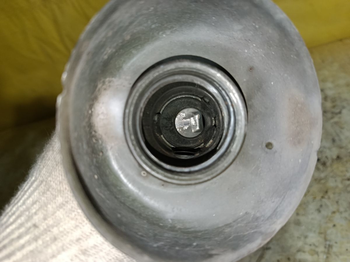 Заливная горловина топливного бака 1722131U00, 1722131U01, 1722131U02 на Nissan Cefiro A32 VQ20DE Фото 3