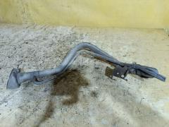 Заливная горловина топливного бака на Nissan Sunny FB15 QG15DE Фото 2