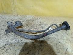 Заливная горловина топливного бака на Nissan Sunny FB15 QG15DE Фото 2