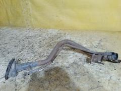 Заливная горловина топливного бака на Nissan Sunny FB15 QG15DE Фото 2