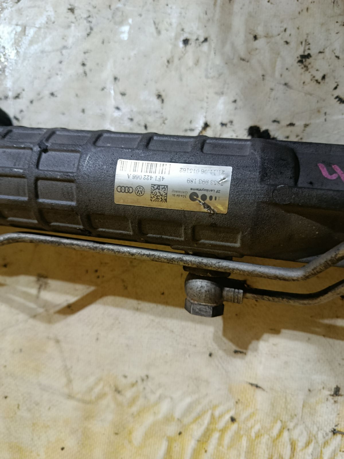 Рулевая рейка 4F1422066A, 4F1422052R, 4F1422052RX, 4F1422053A, 4F1422053AX, 4F1422065R, 4F1422066, 7852993735, 7853993189, 7853993258, KS01000930 на Audi A6 4F Фото 9