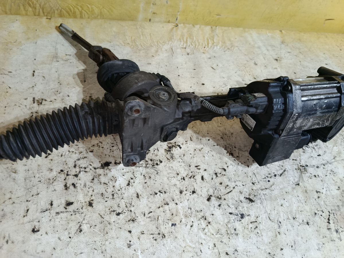 Рулевая рейка 1K1909144L на Volkswagen Passat 3C Фото 13