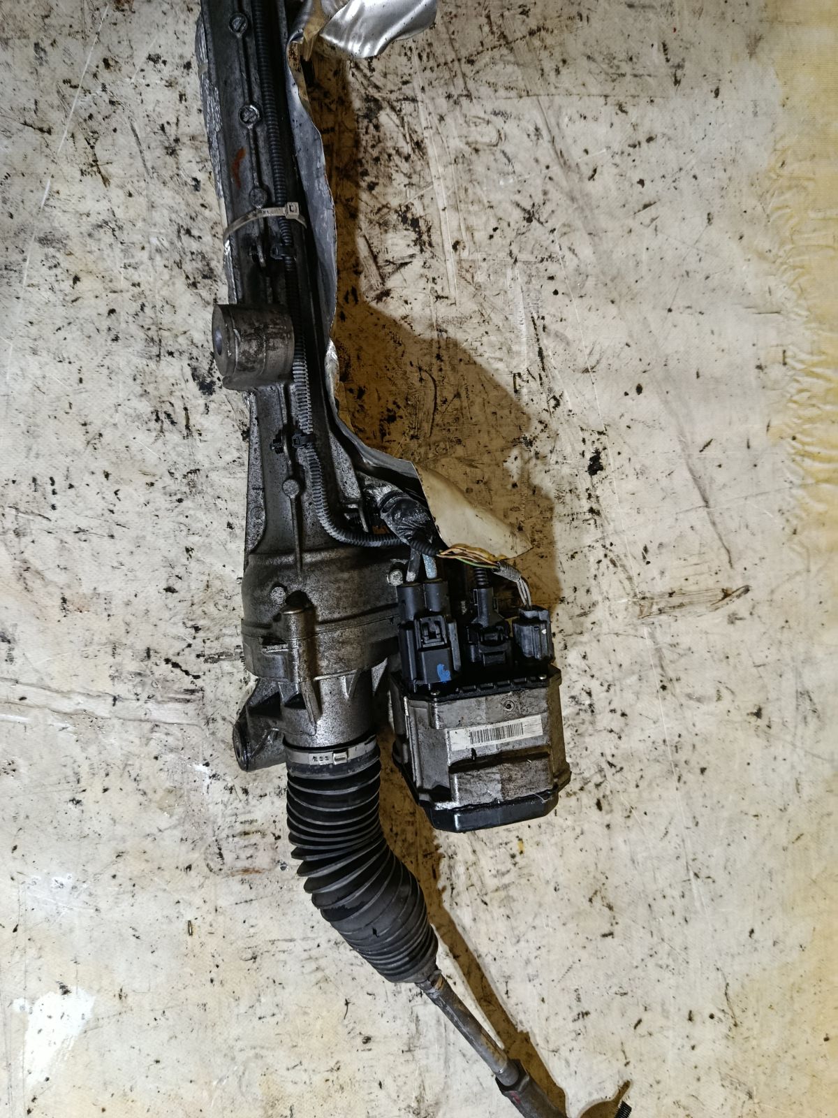 Рулевая рейка CV6C3D070 на Ford Focus 3 PNDA Фото 7