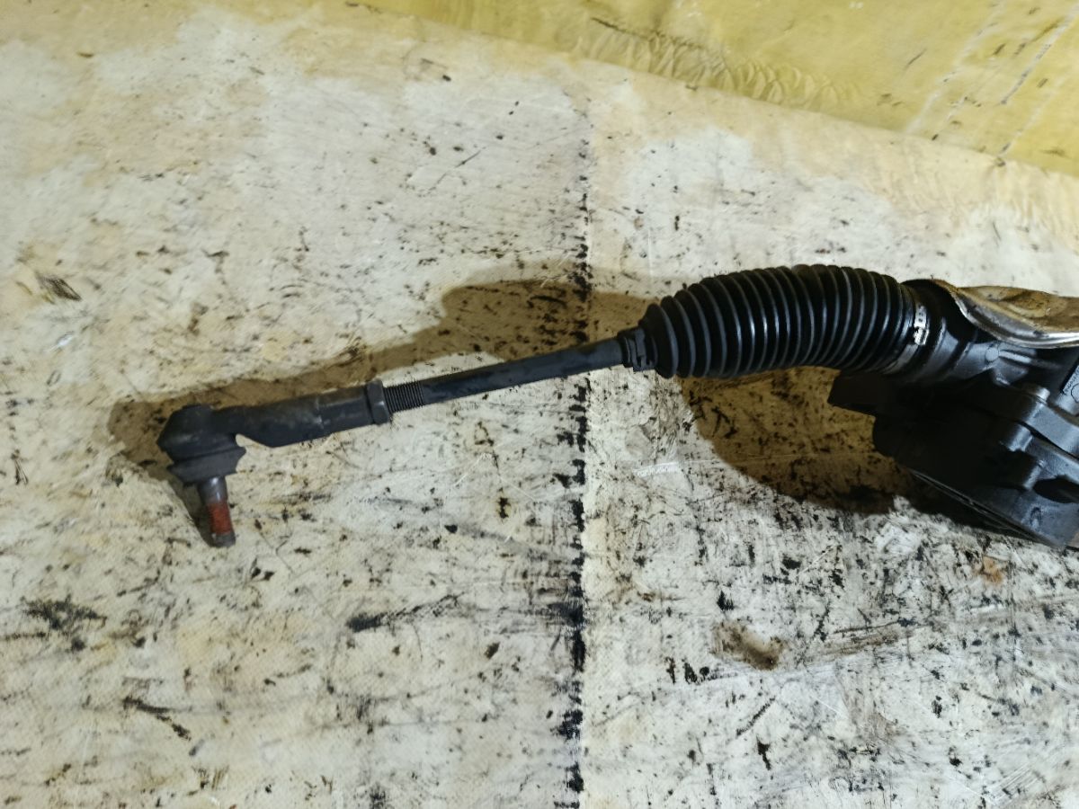 Рулевая рейка 1K0909144M на Volkswagen Golf V 1K Фото 3