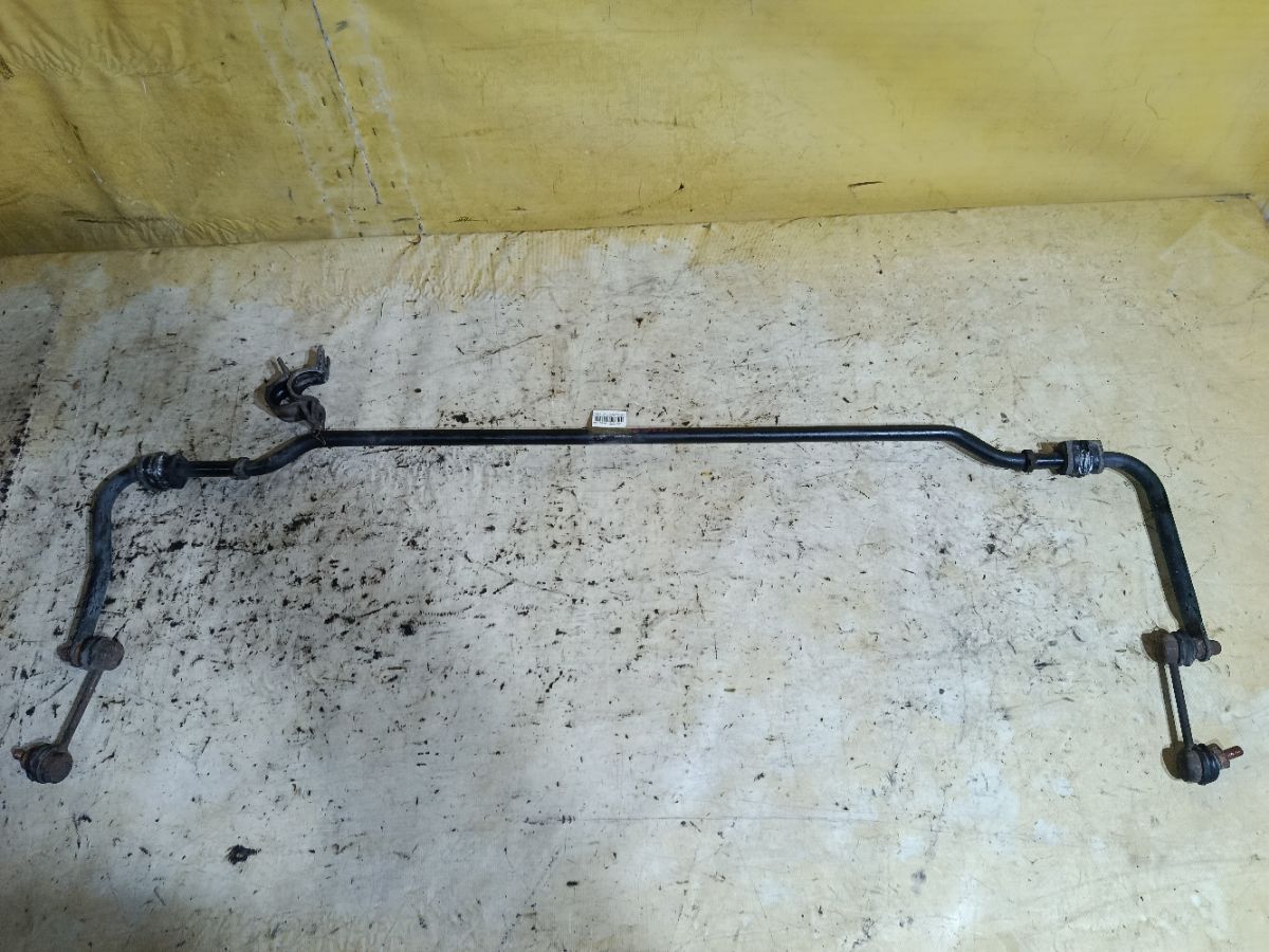 Стабилизатор на Nissan X-Trail NT30 QR20DE Фото 1