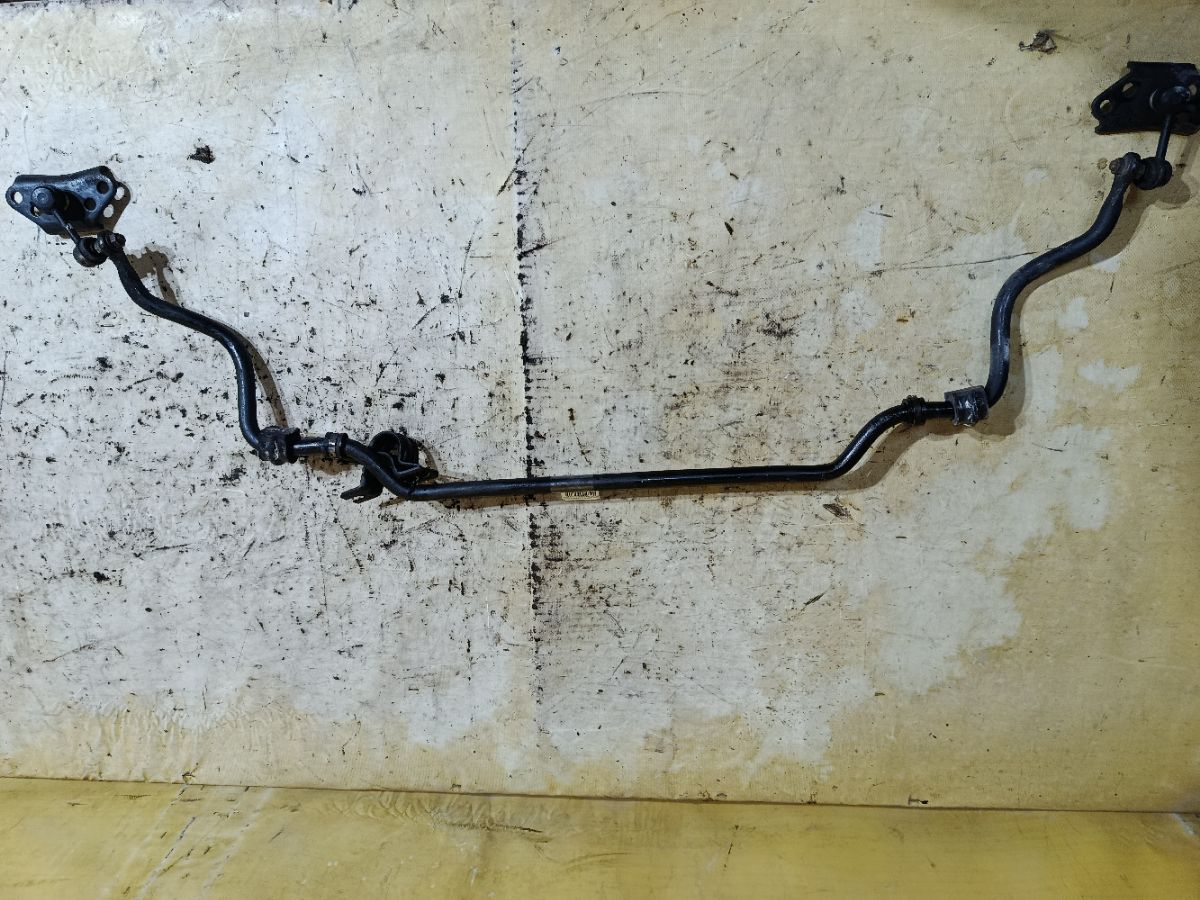 Стабилизатор на Nissan Serena PC24 SR20DE Фото 1