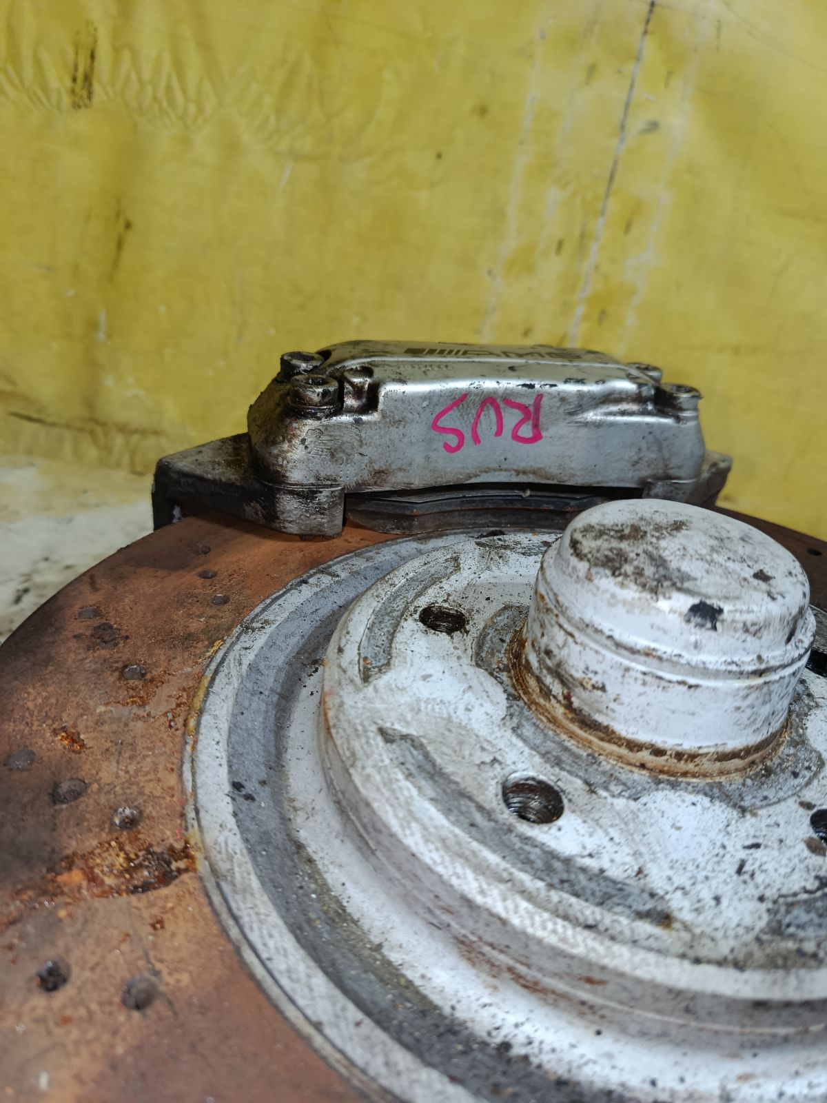 Ступица на Mercedes-Benz C-Class W203.065 112.961 Фото 3