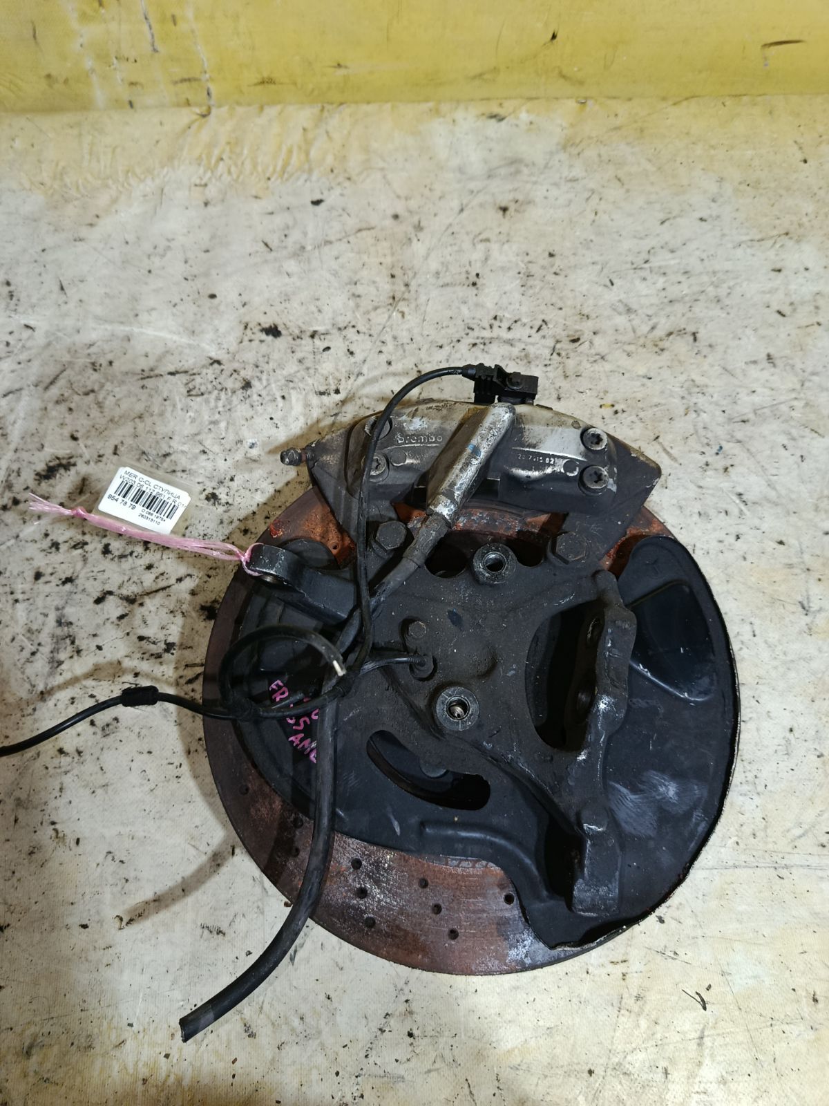 Ступица на Mercedes-Benz C-Class W203.065 112.961 Фото 5