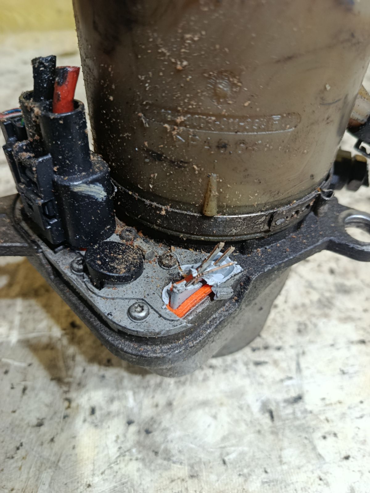 Насос гидроусилителя на Ford Focus 2 Фото 2