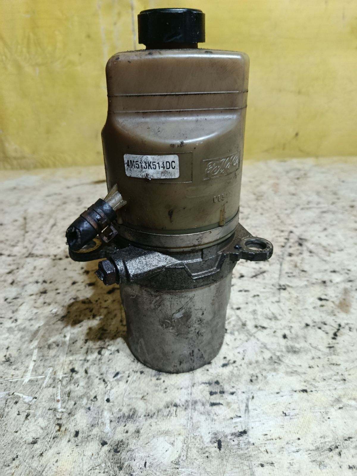 Насос гидроусилителя на Ford Focus 2 Фото 2