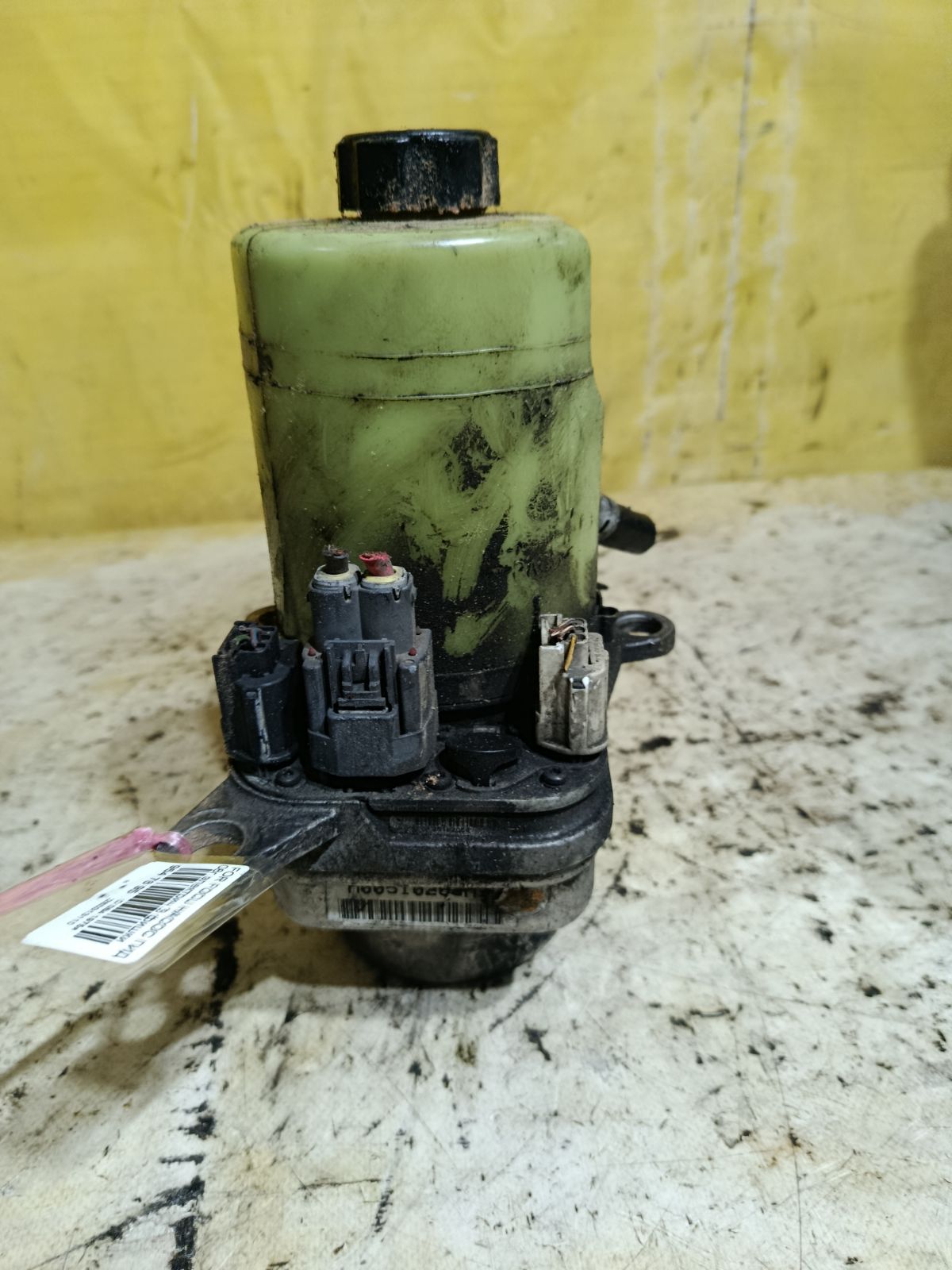 Насос гидроусилителя на Ford Focus 2 Фото 1