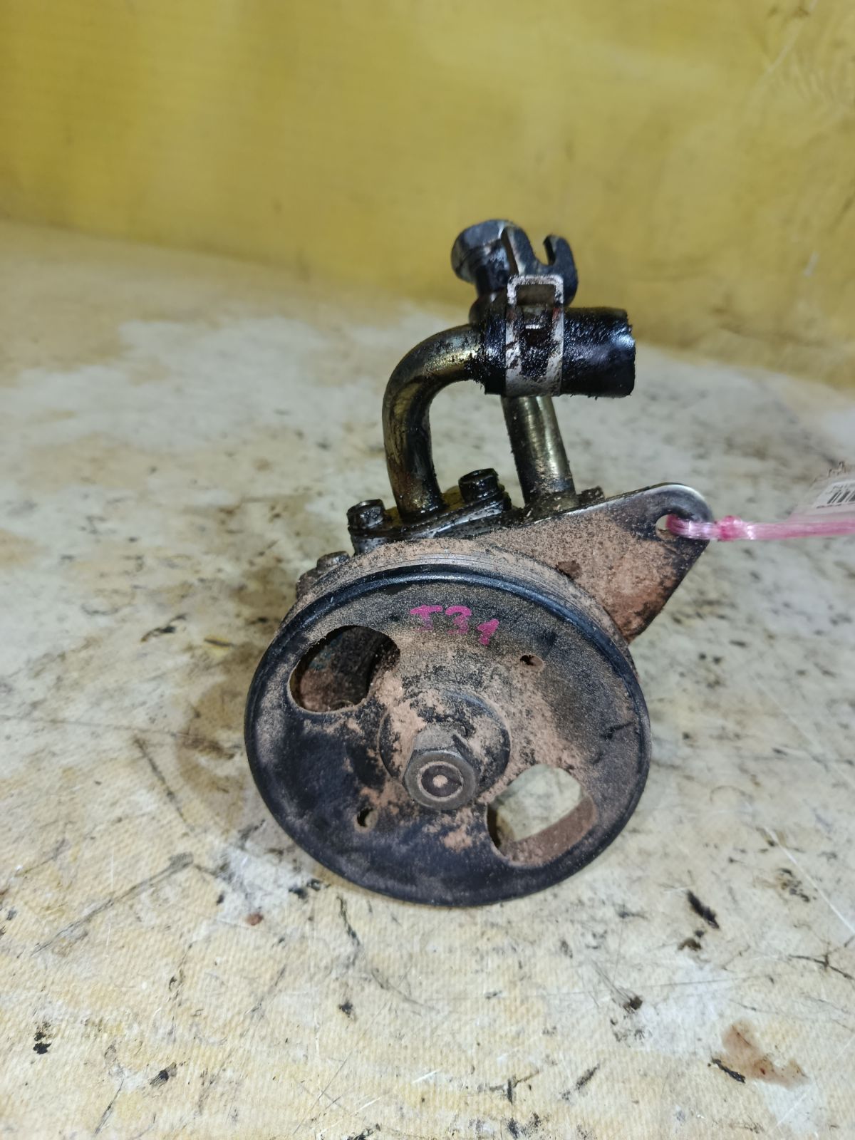 Насос гидроусилителя на Nissan Teana J31 VQ23DE Фото 1