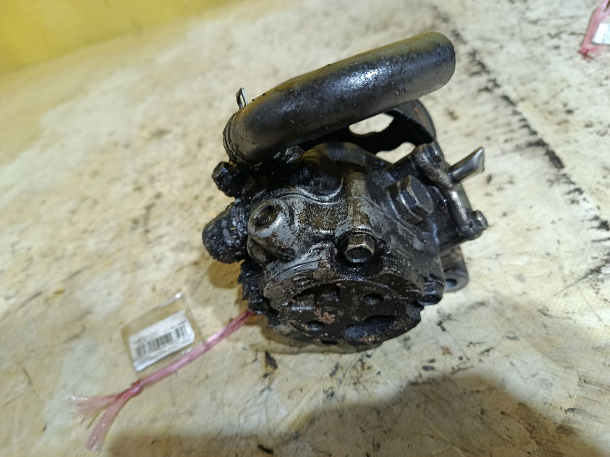 Насос гидроусилителя на Honda Cr-V RD5 K20A Фото 2