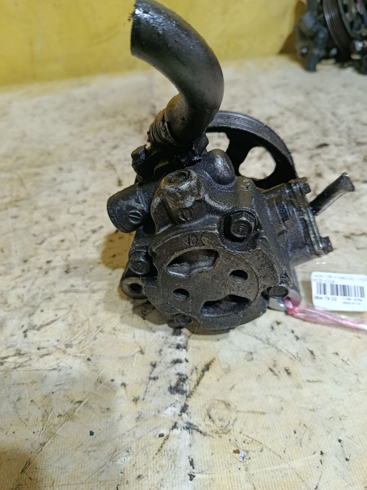 Насос гидроусилителя на Honda Cr-V RD5 K20A Фото 3