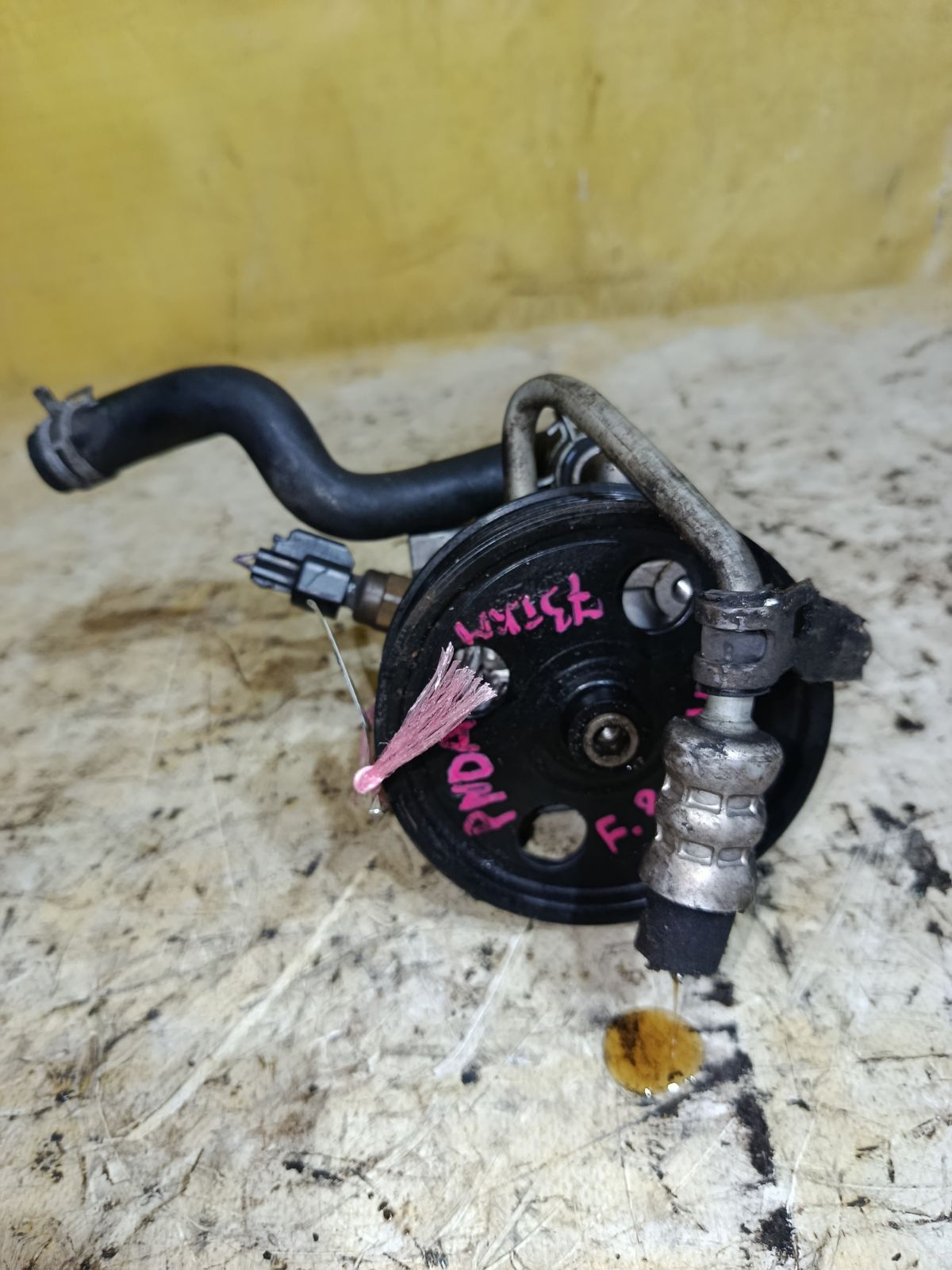 Насос гидроусилителя BV61-3A696-AB на Ford Focus 3 PNDA Фото 1