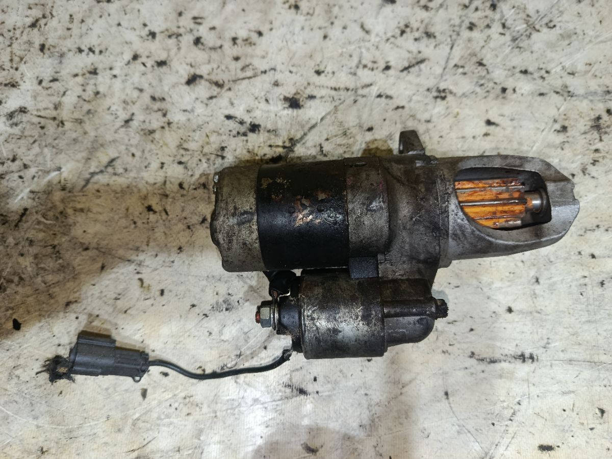 Стартер на Nissan Cefiro A32 VQ20DE Фото 1