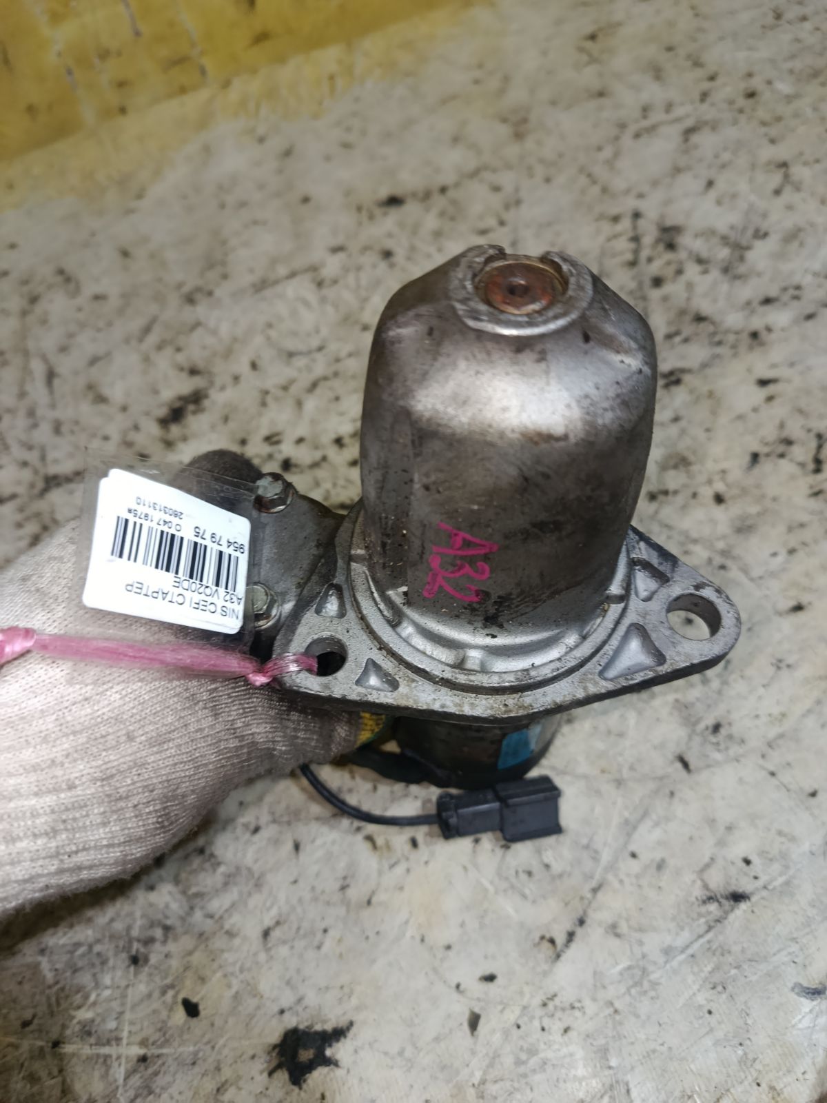 Стартер на Nissan Cefiro A32 VQ20DE Фото 3