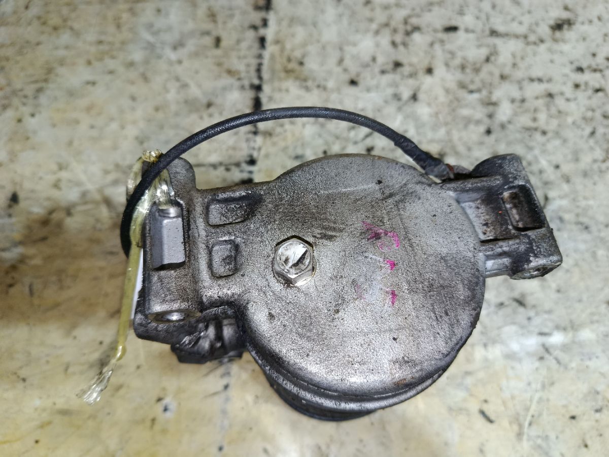 Компрессор кондиционера на Honda Cr-V RD5 K20A Фото 6