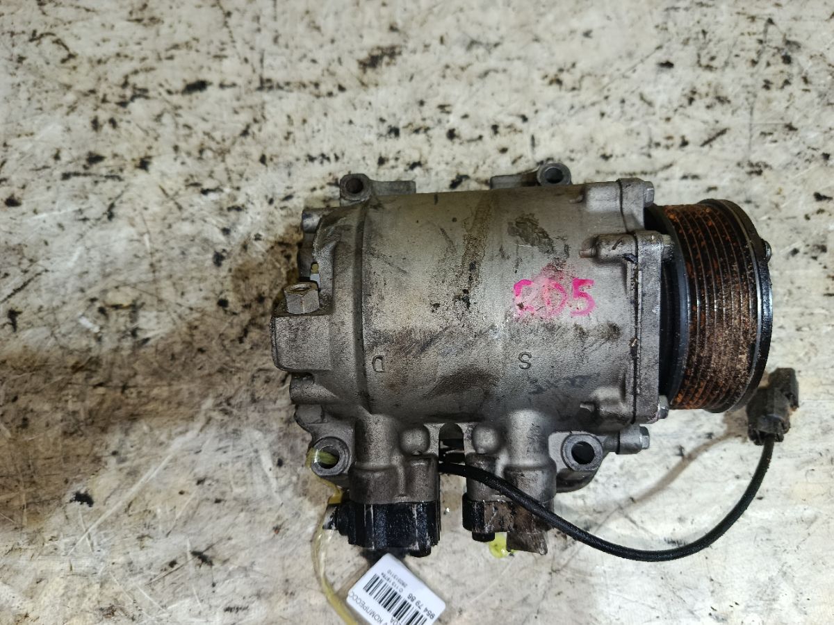 Компрессор кондиционера на Honda Cr-V RD5 K20A Фото 4