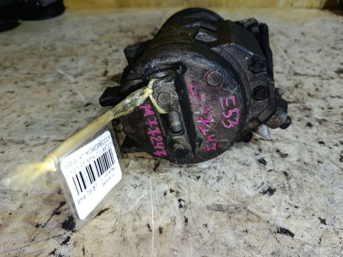 Компрессор кондиционера на Bmw X5 E53-FA53 M54 Фото 5