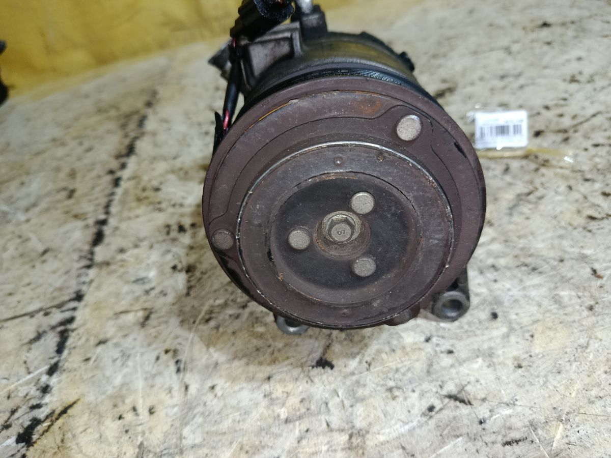 Компрессор кондиционера на Nissan Teana J32 VQ35DE Фото 4