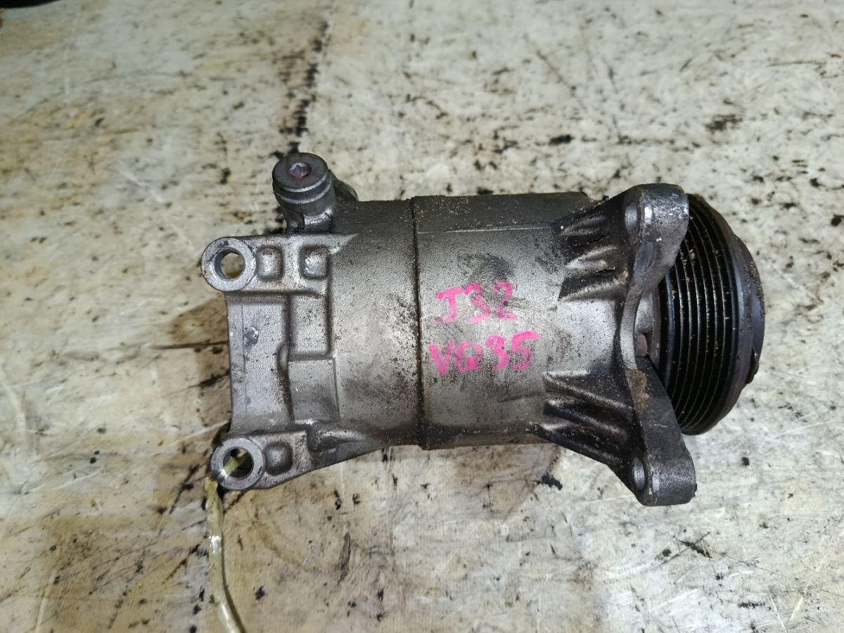 Компрессор кондиционера на Nissan Teana J32 VQ35DE Фото 5