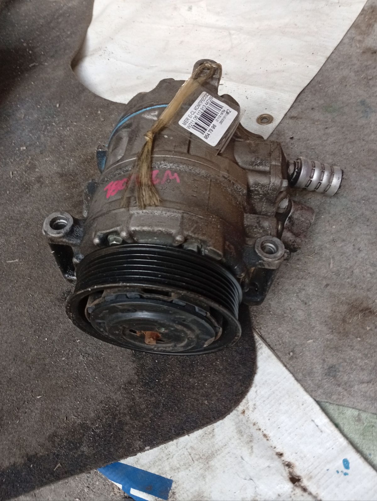 Компрессор кондиционера на Mercedes-Benz E-Class W211.061 112.913 Фото 8