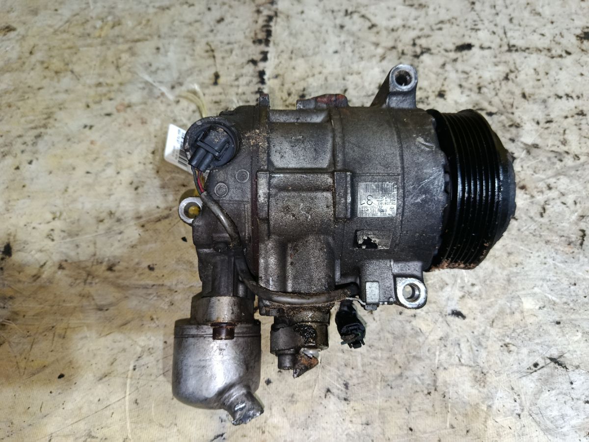 Компрессор кондиционера A0022303111 на Mercedes-Benz C-Class W204.054 272.947 Фото 1