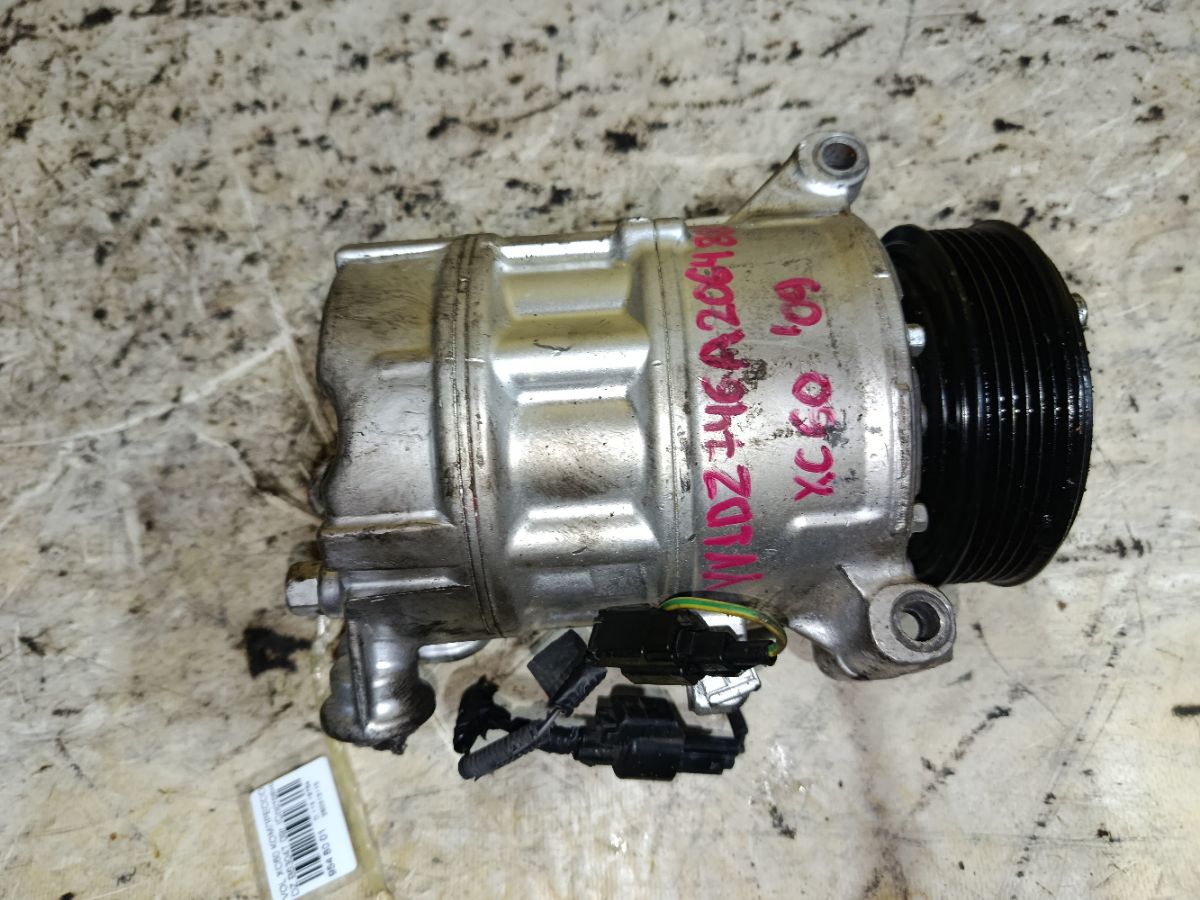 Компрессор кондиционера на Volvo Xc60 DZ B6304T Фото 1