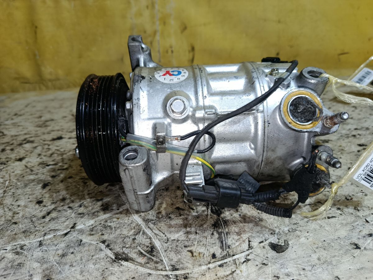 Компрессор кондиционера на Volvo Xc60 DZ B6304T Фото 3